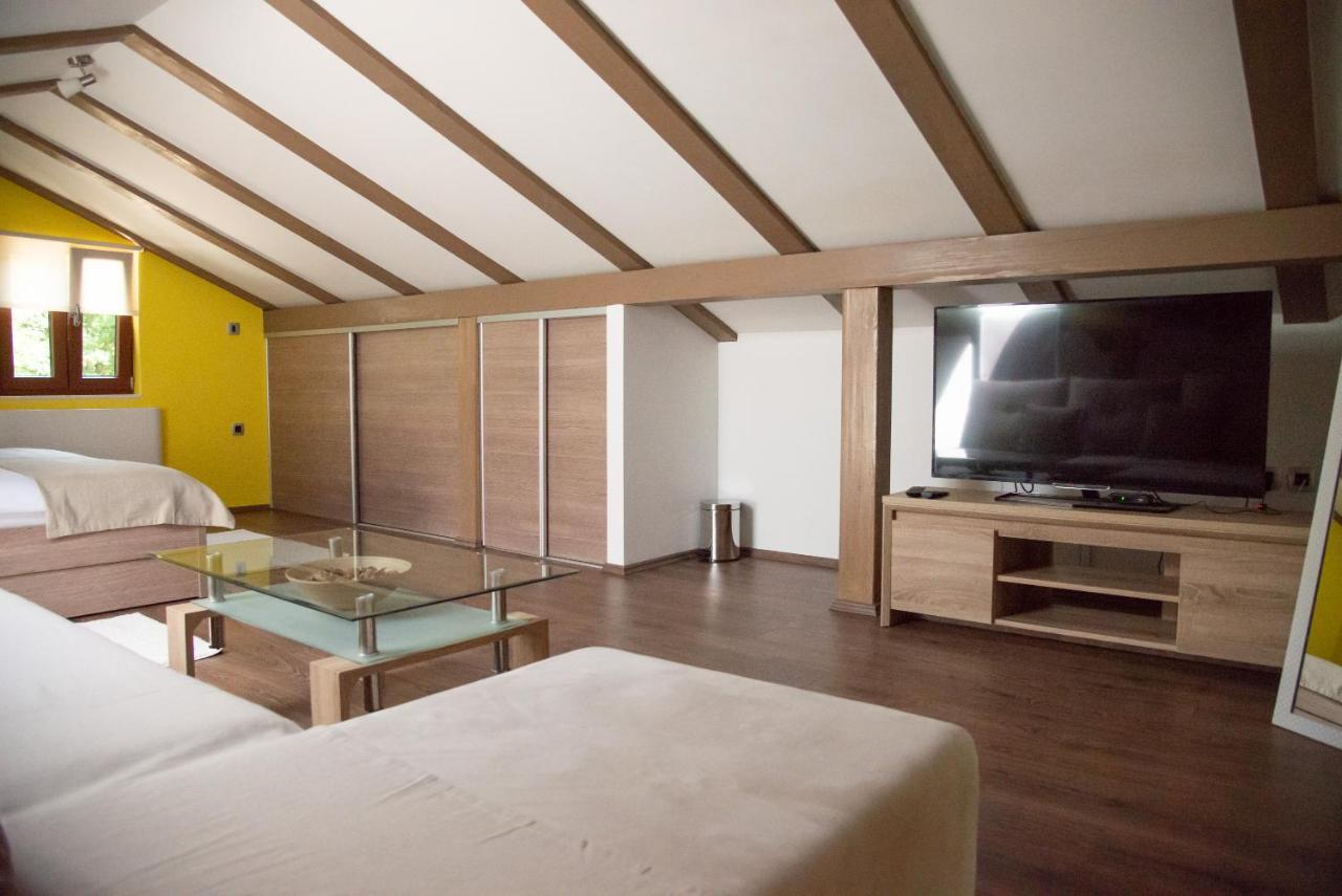 Holiday house Toš 瓦比尼科 外观 照片