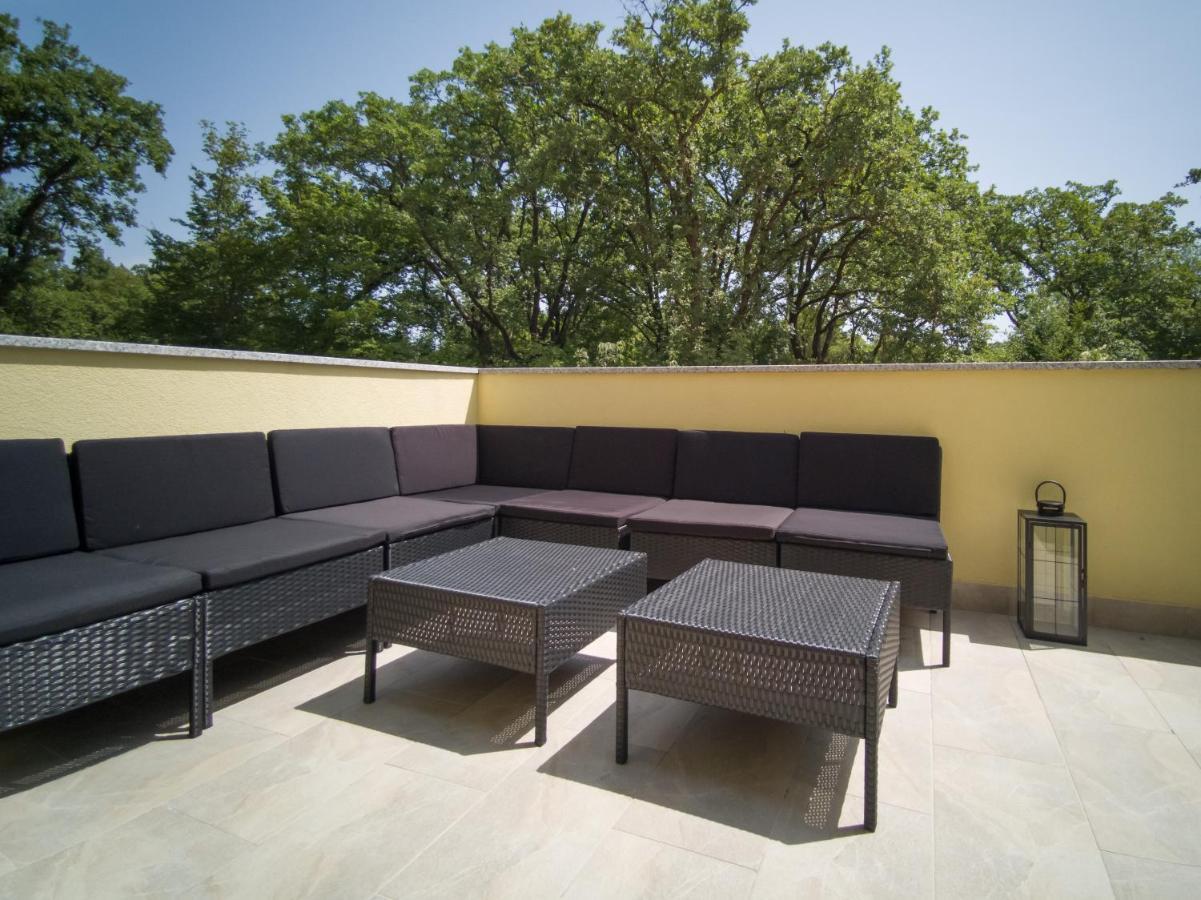 Holiday house Toš 瓦比尼科 外观 照片