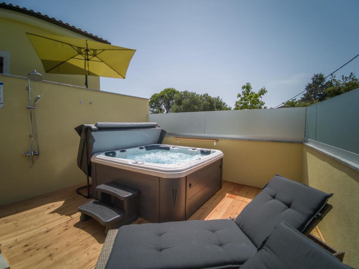 Holiday house Toš 瓦比尼科 外观 照片