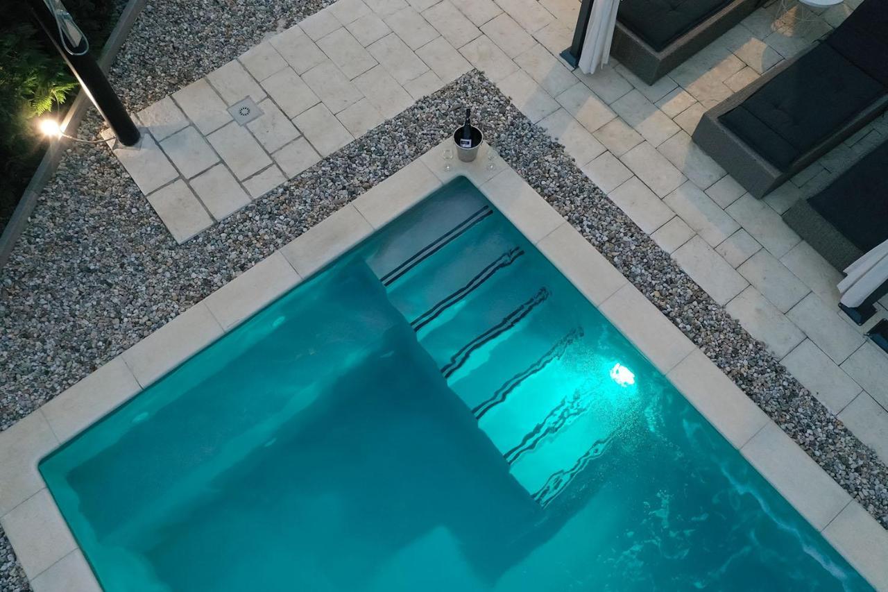 Holiday house Toš 瓦比尼科 外观 照片